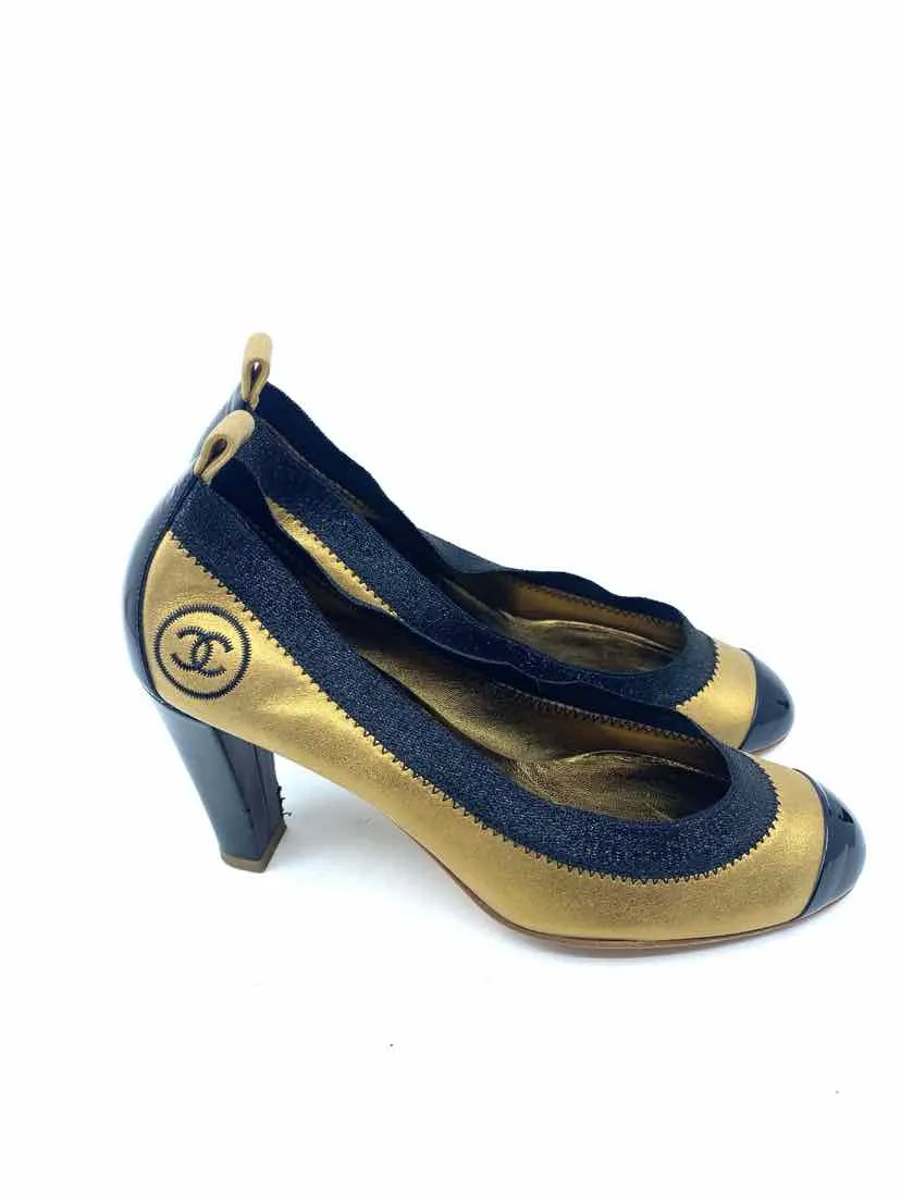 CHANEL Gold Pumps | 6.5