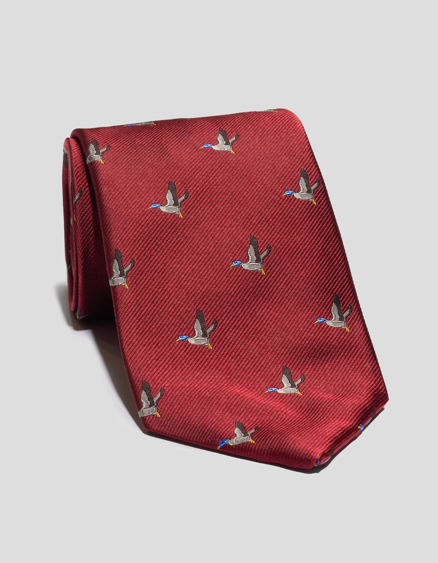 EMBLEMATIC FLYING DUCK TIE - RED