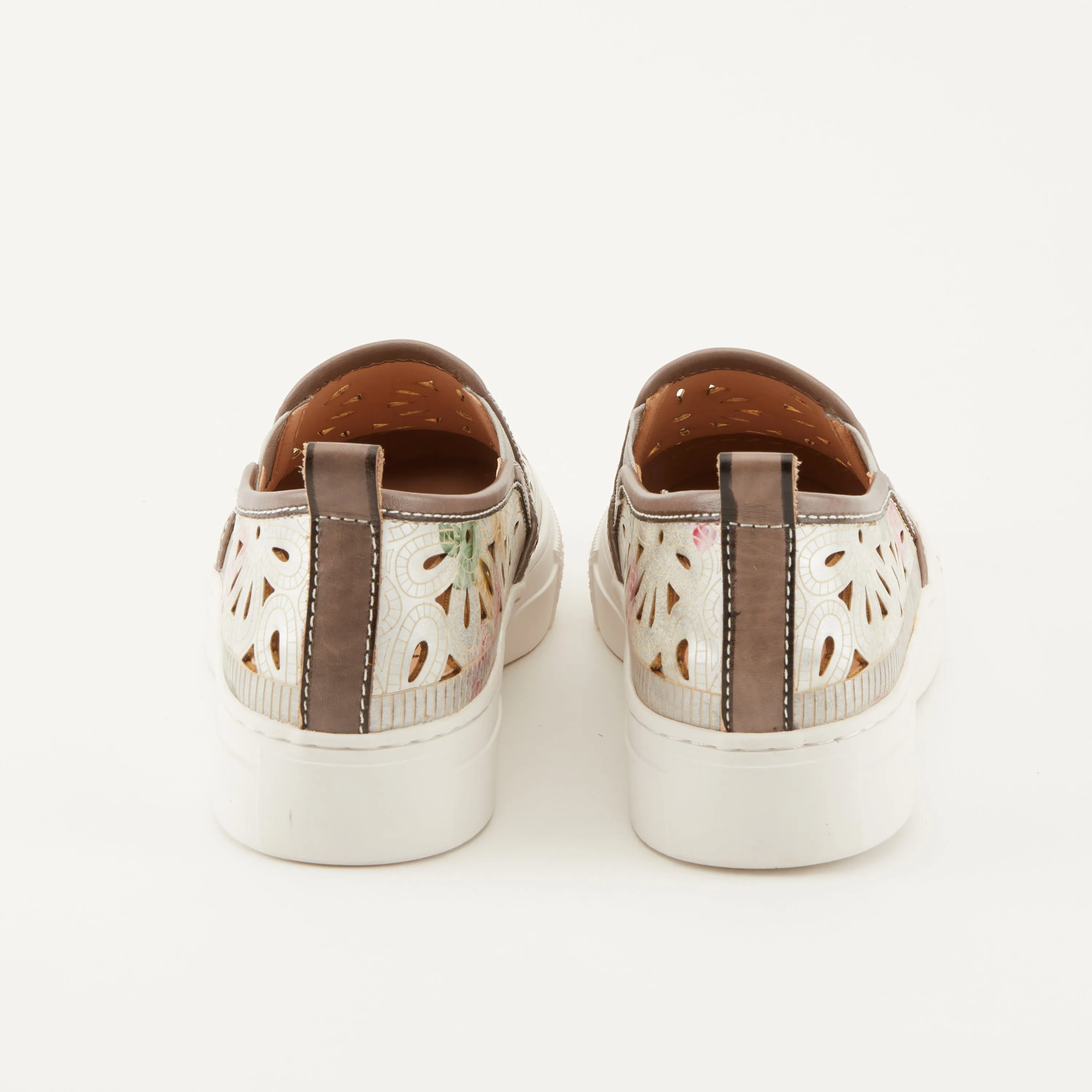 L'ARTISTE DENOFEDEN SLIP-ON SHOE