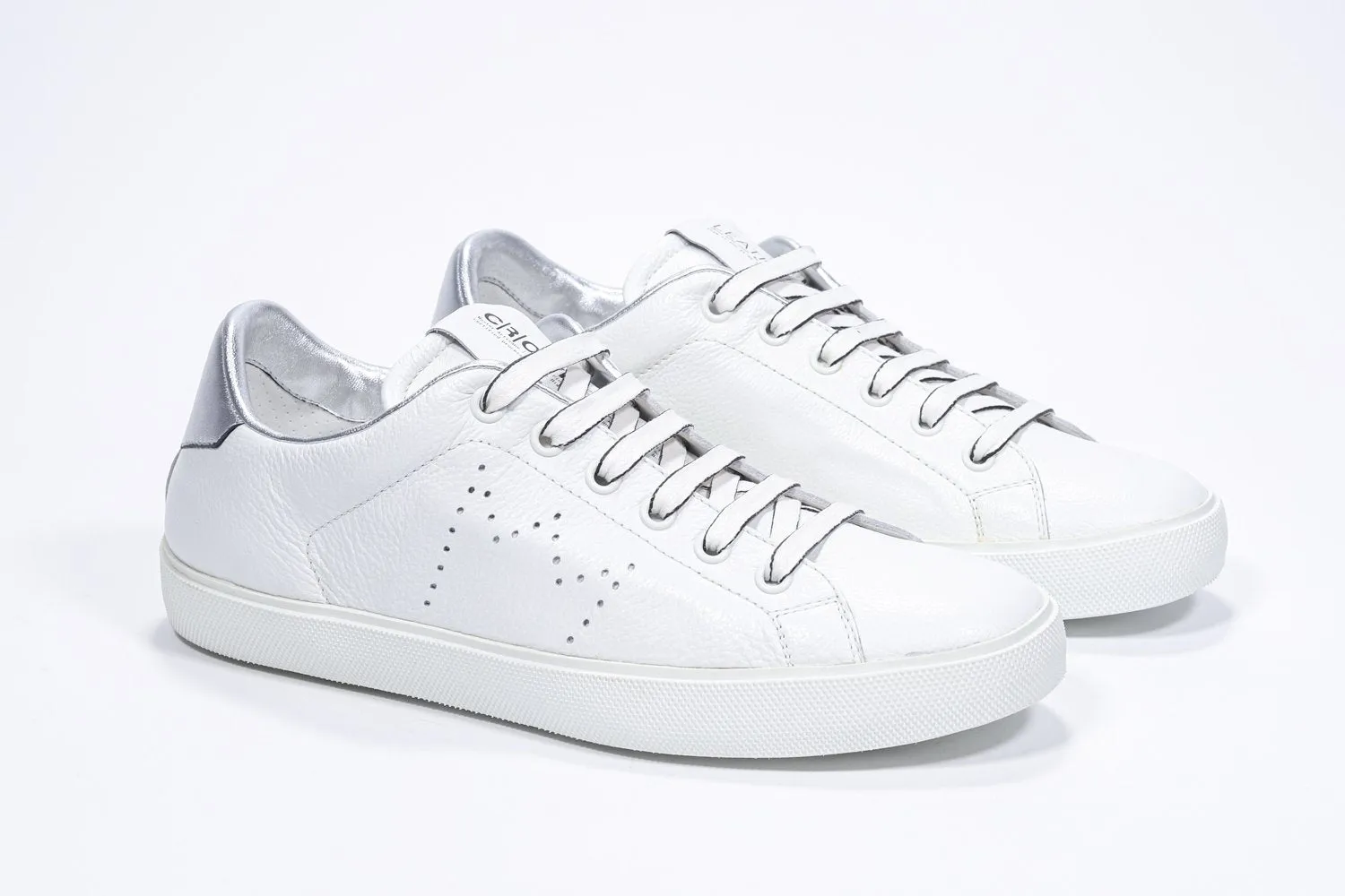 LC06 | Silver & White - Low Top - Women