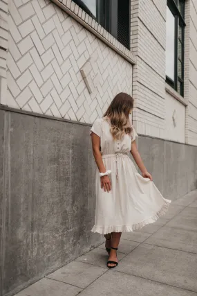 Megan Linen Dress in Oatmeal