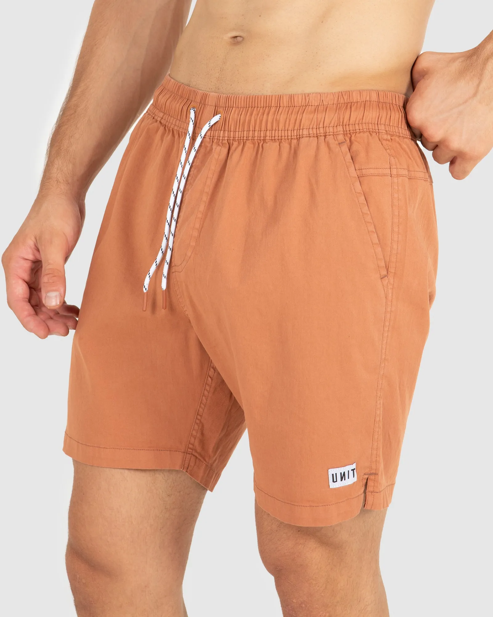 UNIT Vacay Mens 16" Elastic Shorts